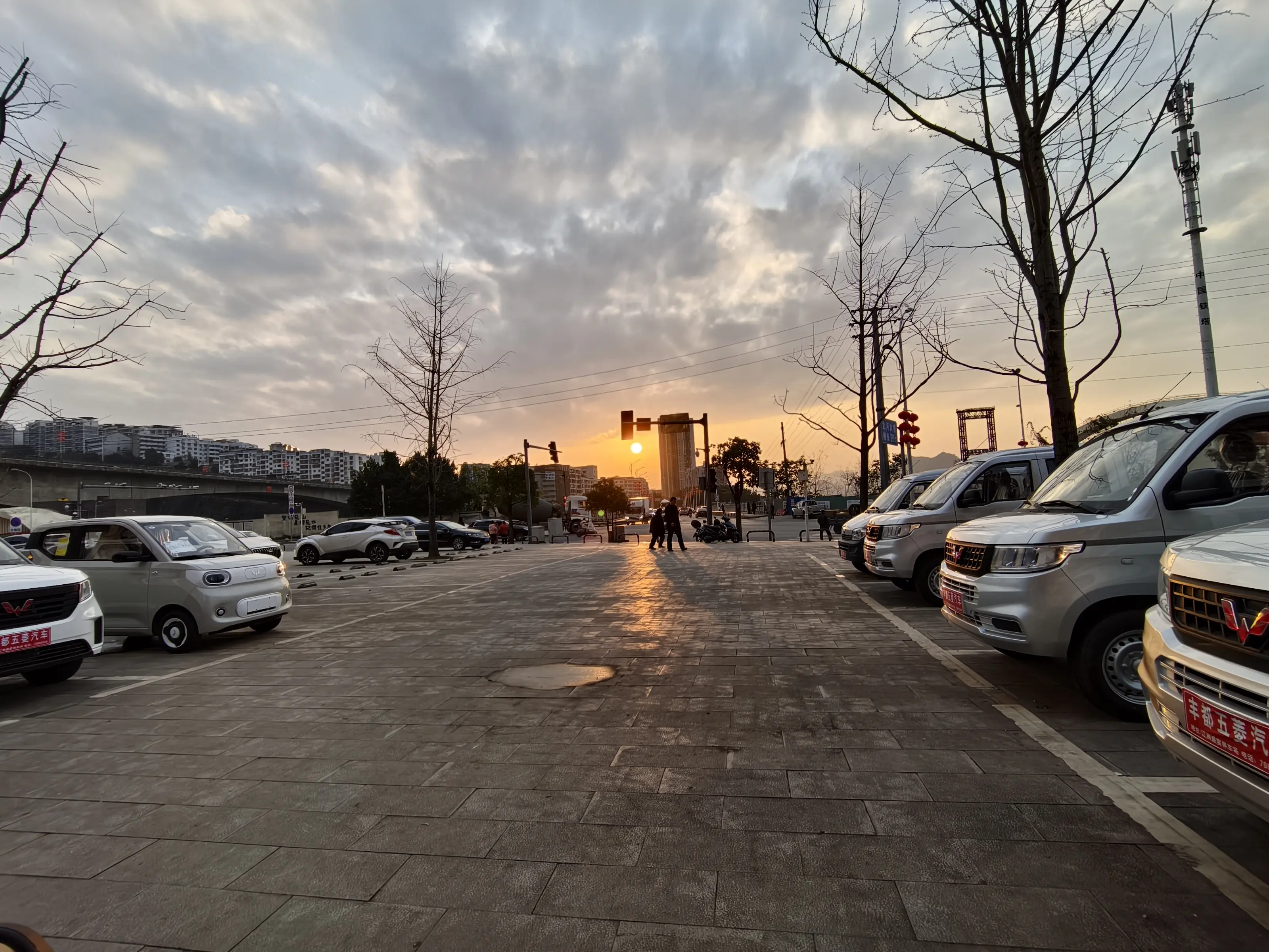 8B57EFB771947582046D7AF4CF089683