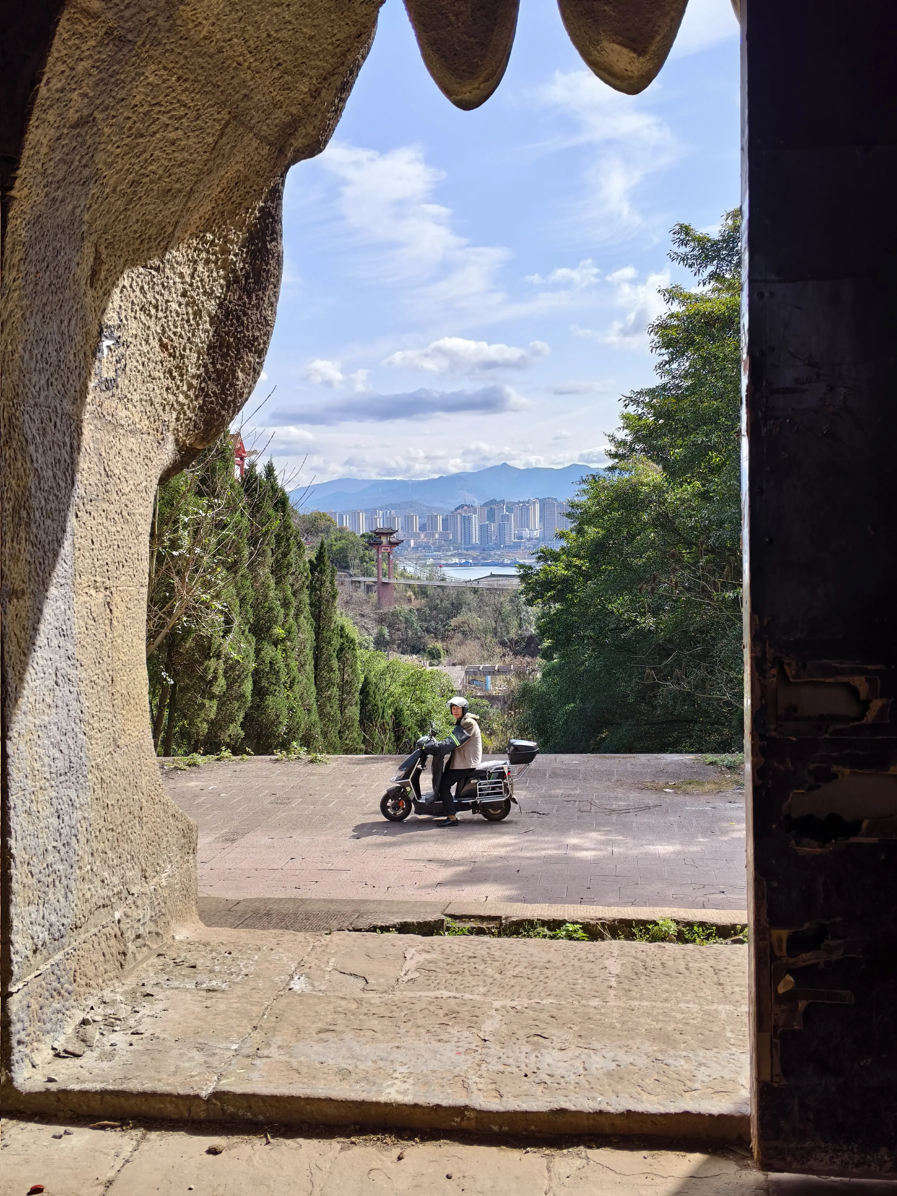 CE9C87F0C5C2ECE6FA3DF628858E1C53