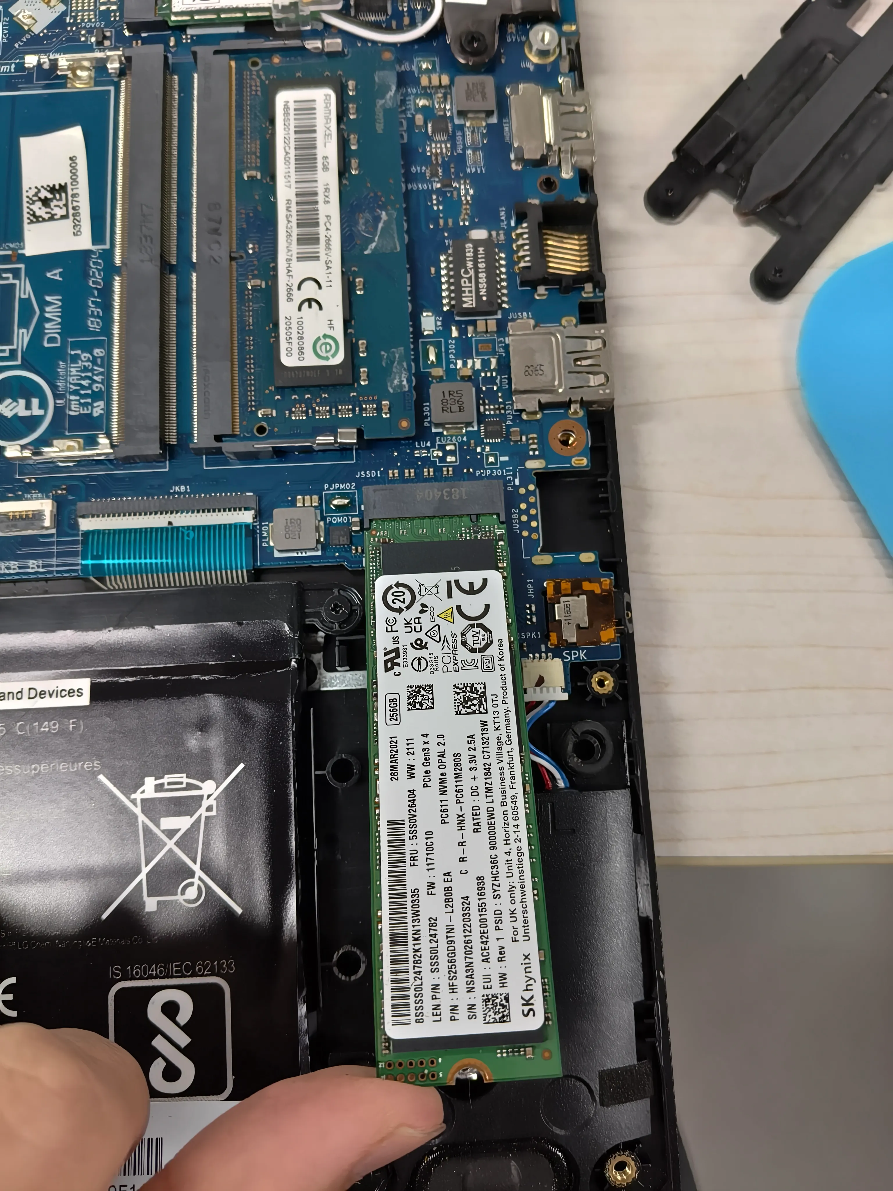 DB1678369E87D8CBF45FF12DD7DE41DA